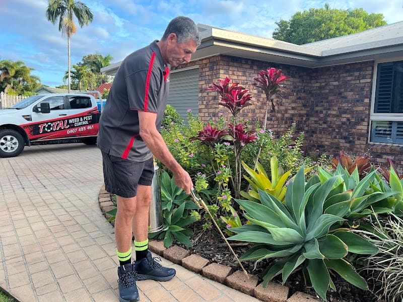 Total Weed and Pest Control (Mackay) pest control work in Glenella