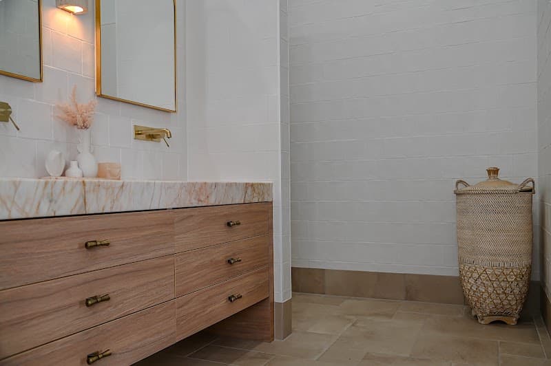 Townsend Constructions NQ bathroom renovation work in Hyde Park