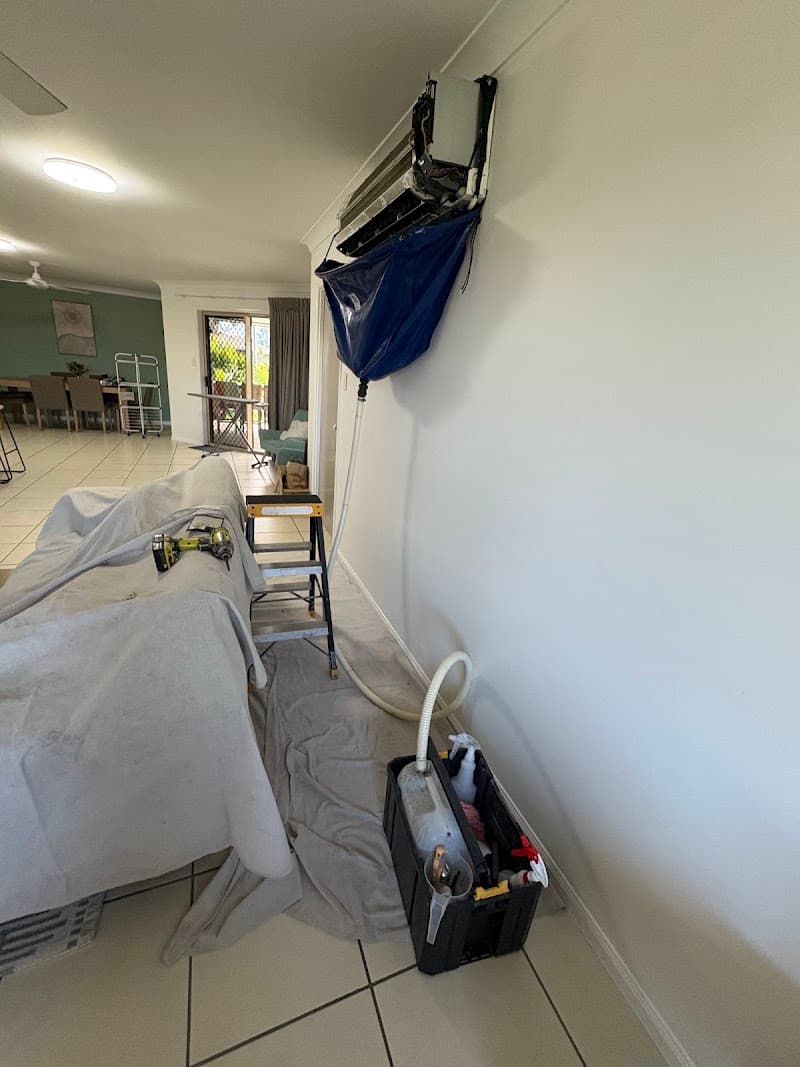 Townsville Aircon Cleaning Services air conditioning work in Bushland Beach