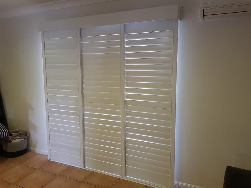Townsville Blinds & Awnings curtains & blinds work in Aitkenvale