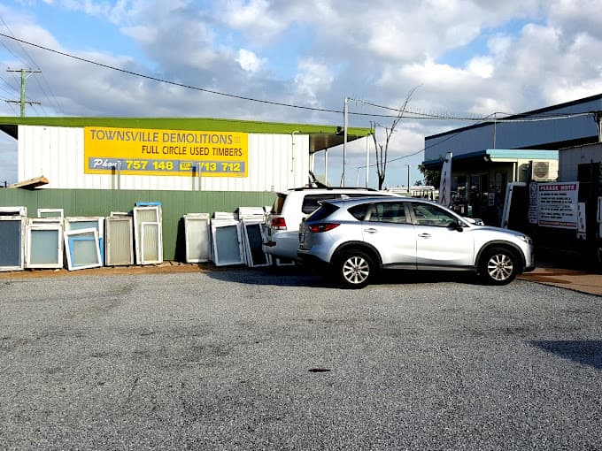 Townsville Demolitions asbestos removal work in Garbutt