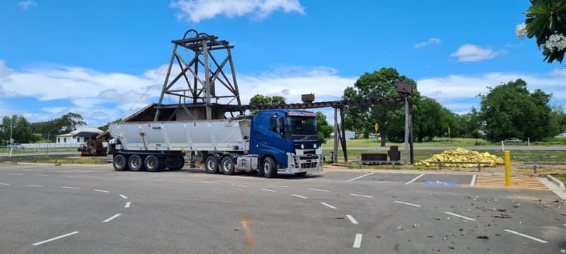 Townsville Mini Loads landscaping work in Shaw