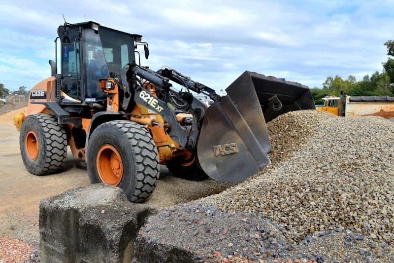 Townsville Mini Loads landscaping work in Shaw