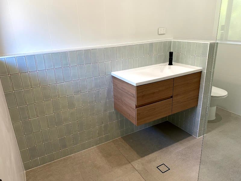 TREVS TILING tiling work in Shelly Beach