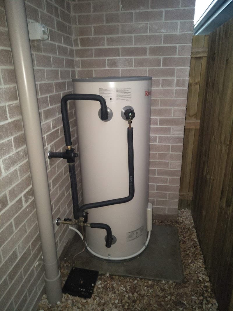 Tri Plumbing Services Brisbane plumber work in Woolloongabba