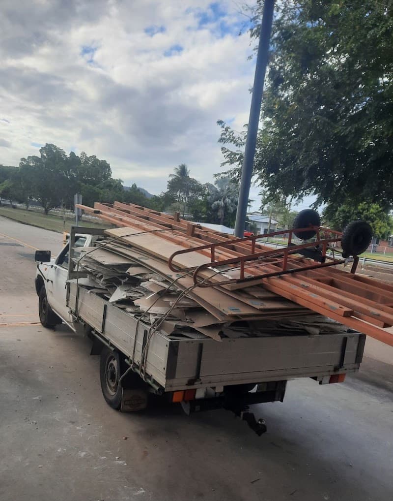 Troy Rubbish Removal rubbish removal work in Manoora