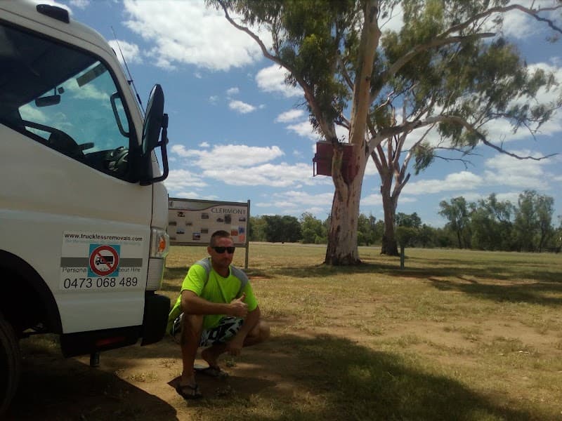 Truckless Removals removalist work in North Ward