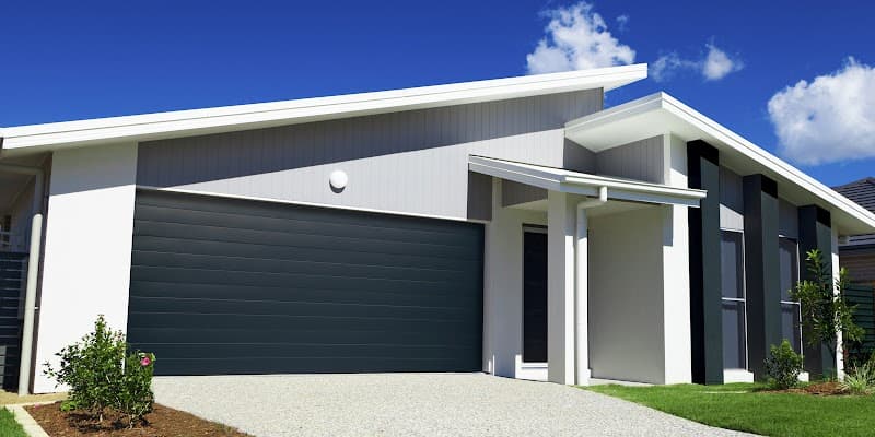Trung’s Garage Doors garage doors work in Springvale South