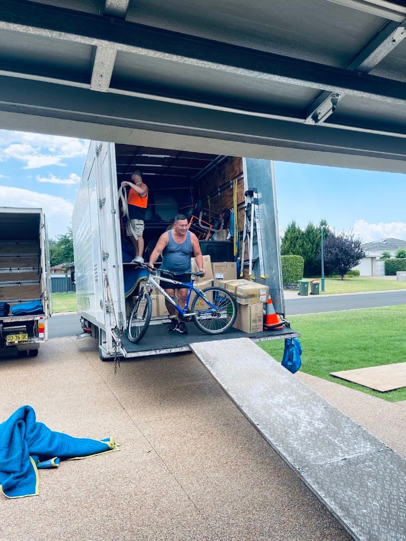 Tuggerah Removals removalist work in Tuggerah