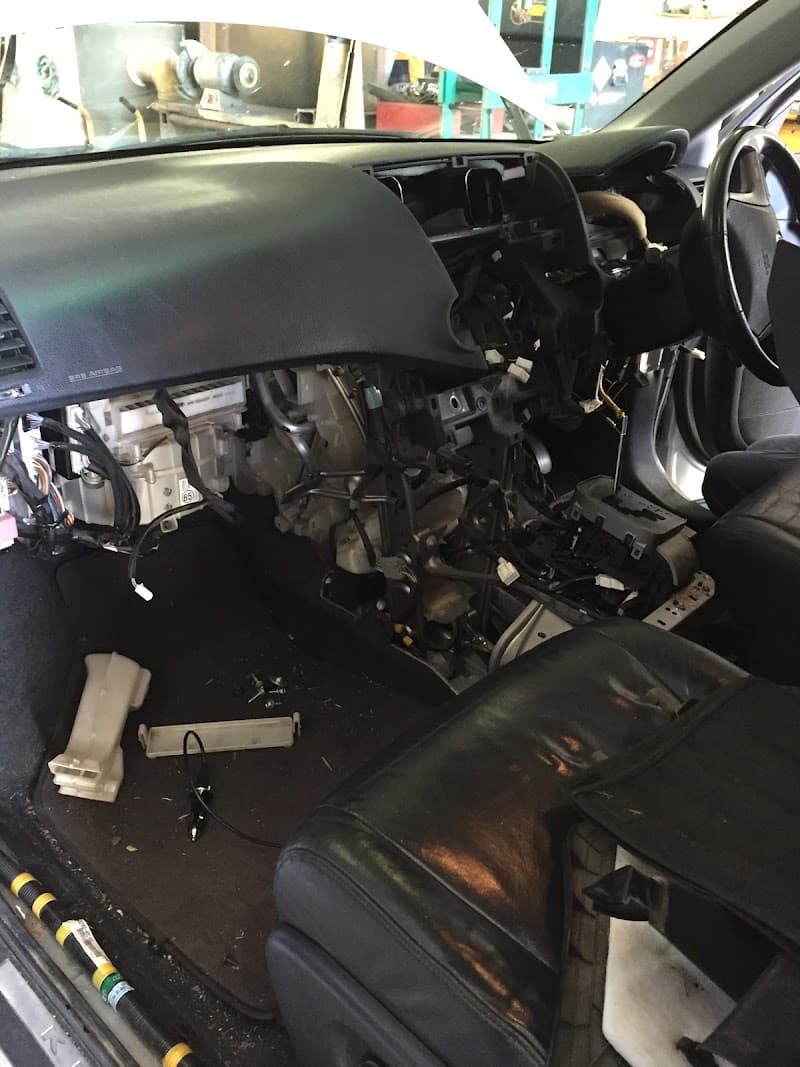 Twin Cities Auto Electrical & Airconditioning air conditioning work in Garbutt