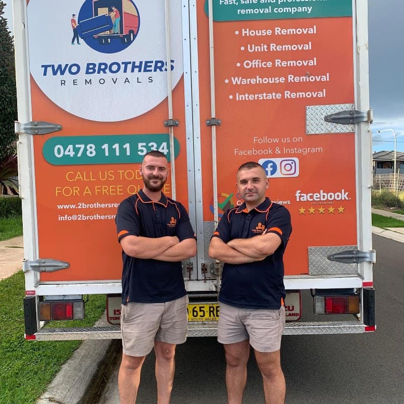 Two Brothers Removals removalist work in Middleton Grange