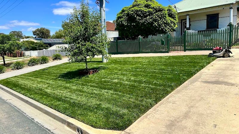 U Grow, I Mow - Bendigo landscaping work in Golden Square