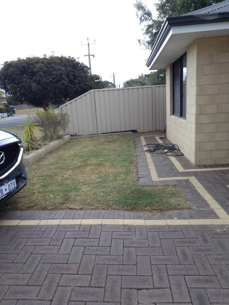 U Grow It I'll Mow It lawn care work in Carey Park