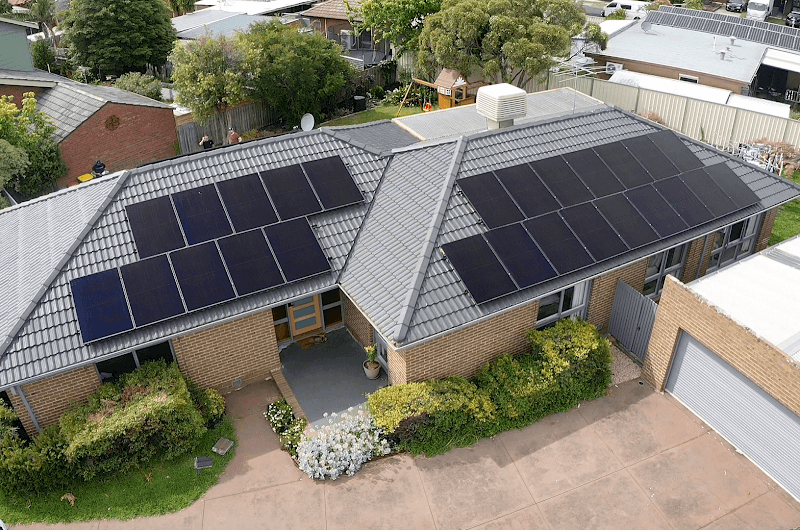 Ultimate Solar Energy solar panel installation work in Tullamarine