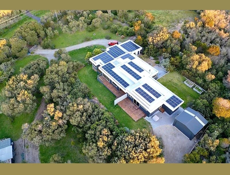 Ultimate Solar Energy solar panel installation work in Tullamarine