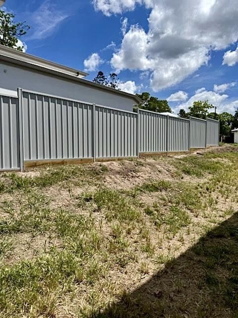 Universe Fencing Brisbane fencing work in Sunnybank