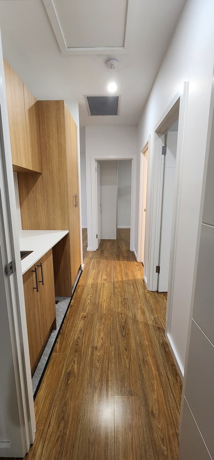 VADE CLEANING cleaning work in Adelaide