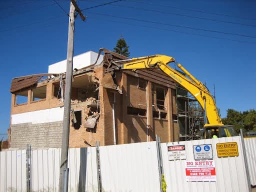 Valdora Earthmoving and Demolition demolition work in Yandina