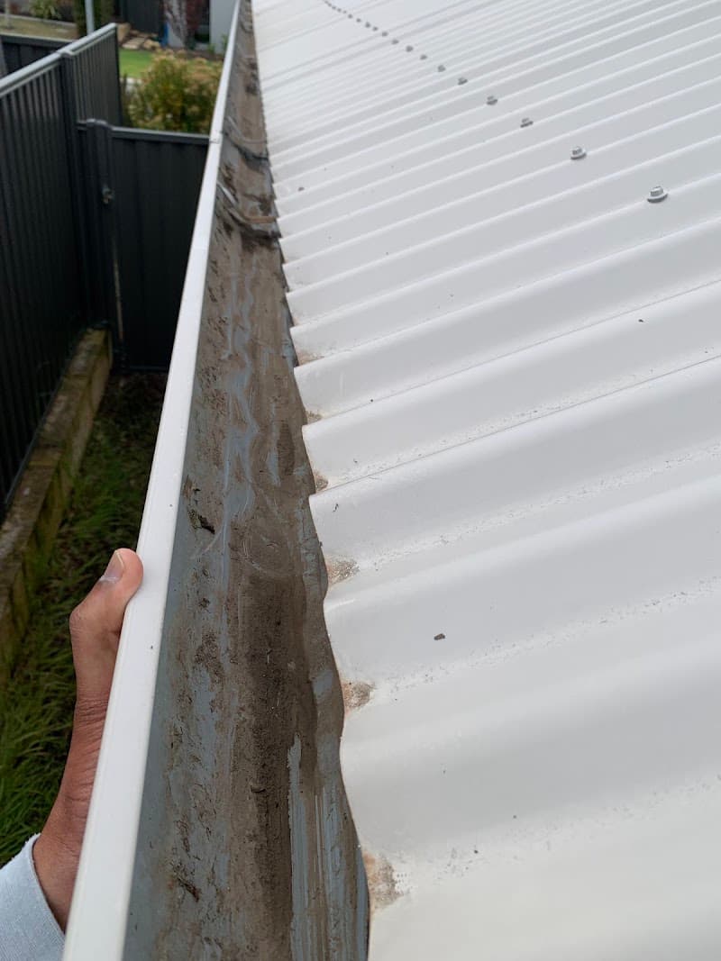 Valley Gutter Clean gutter cleaning work in Ellenbrook