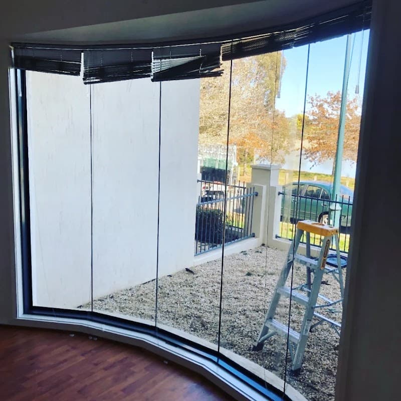 Value Glass glass & glazier work in Belconnen
