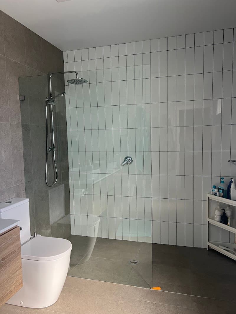 Value Glass glass & glazier work in Belconnen