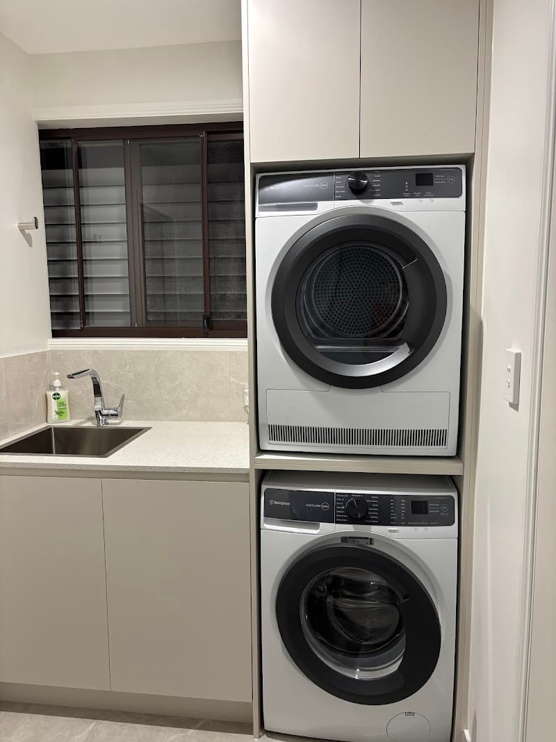 Varli Building- Bathroom & Kitchen Renovation Company Benowa bathroom renovation work in Molendinar