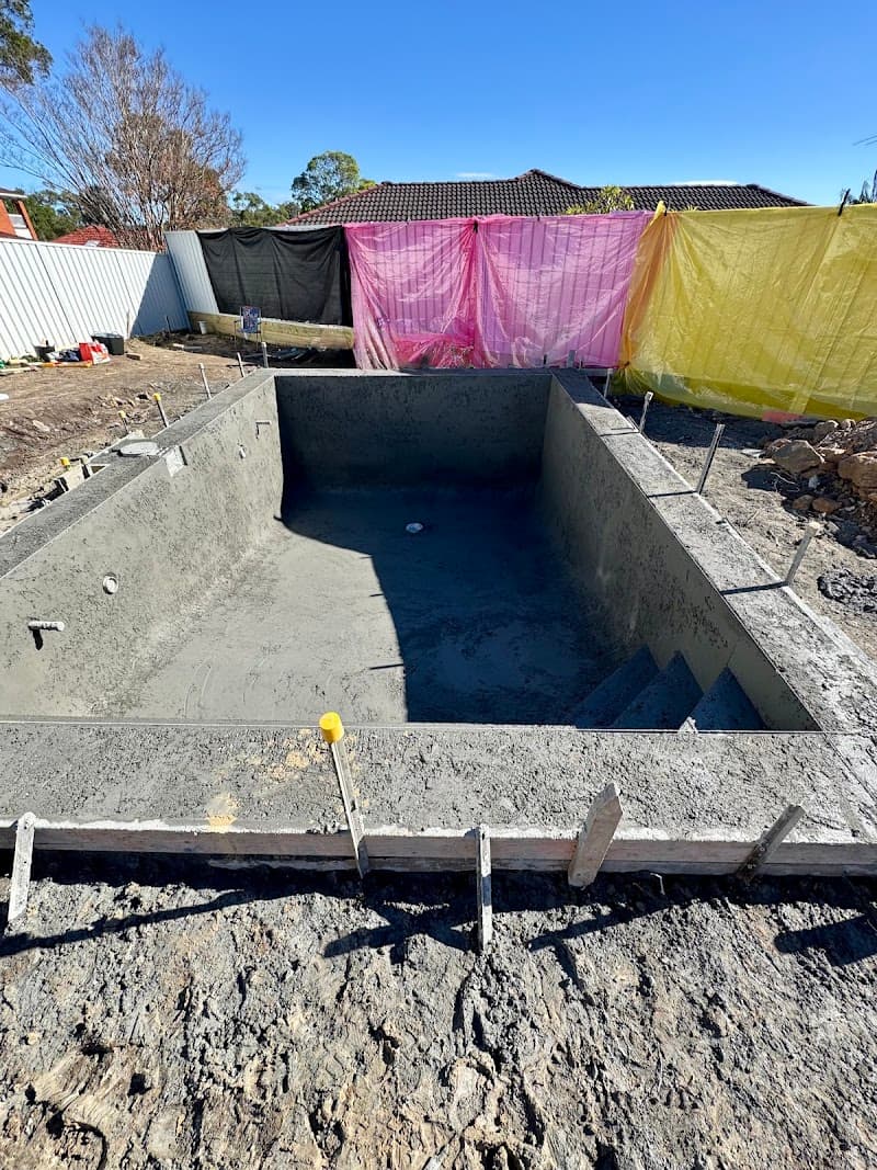 VAS POOLFORM pool builder work in Castle Hill