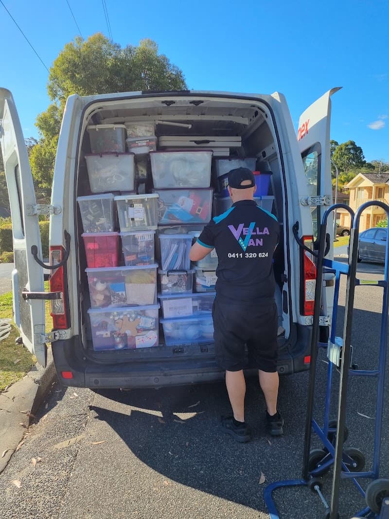 Vella Van Removals & Transport removalist work in Kariong