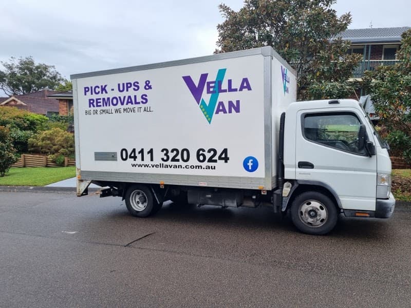 Vella Van Removals & Transport removalist work in Kariong
