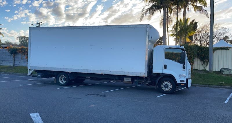 Ventura Removals & Storage removalist work in Wyong