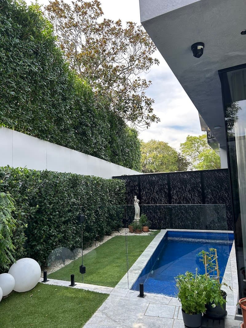 Verdure Trees and Gardens tree services work in Frankston