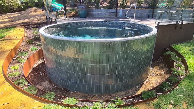 Villa Plunge Pools pool builder work in Port Kennedy