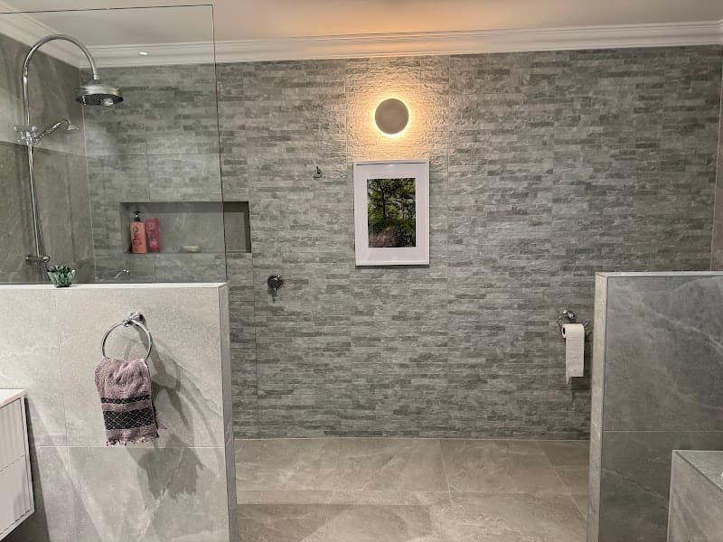Viper Builders bathroom renovation work in Ormiston