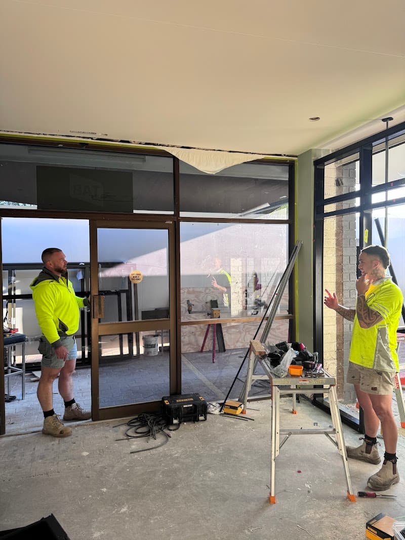 Virtue Glass & Construction glass & glazier work in Yarrabilba