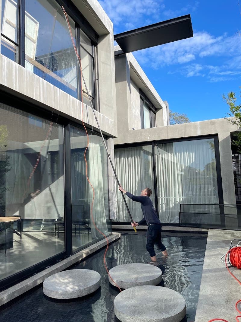 Vis a Vis Window Cleaning Mornington gutter cleaning work in Rye