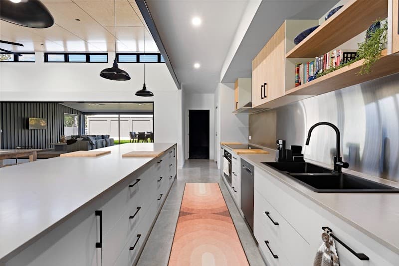 Vivere Homes Pty Ltd kitchen renovation work in Urangan