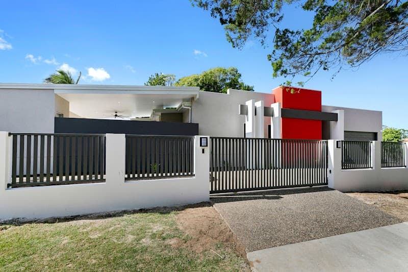 Vivere Homes Pty Ltd kitchen renovation work in Urangan