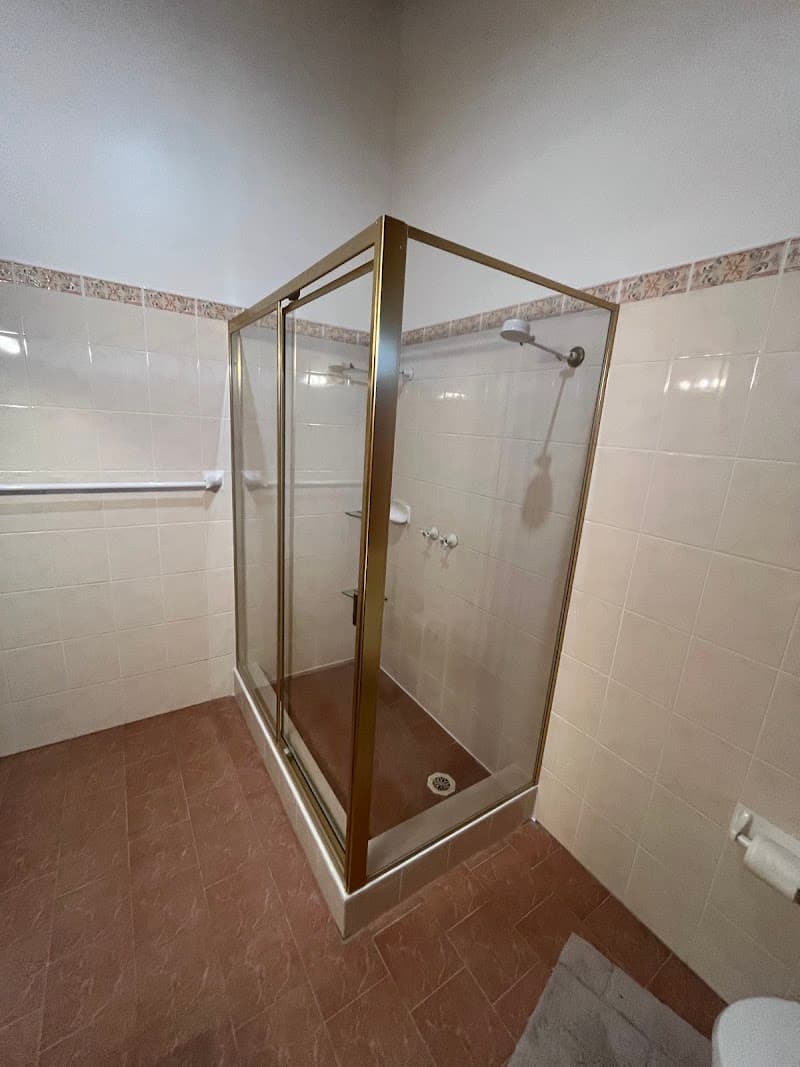 Vivid Glass Solutions glass & glazier work in Jordan Springs