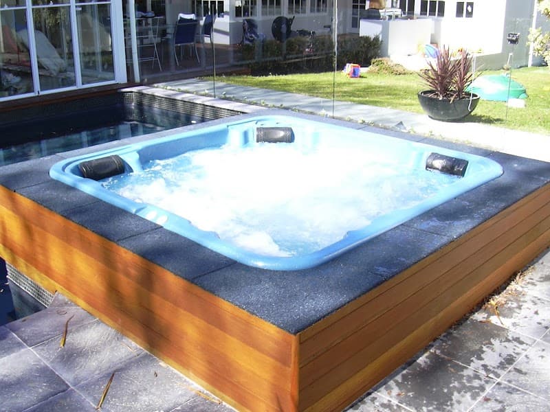 WA Fibreglass Pools (Rockingham Display Centre) pool builder work in Rockingham