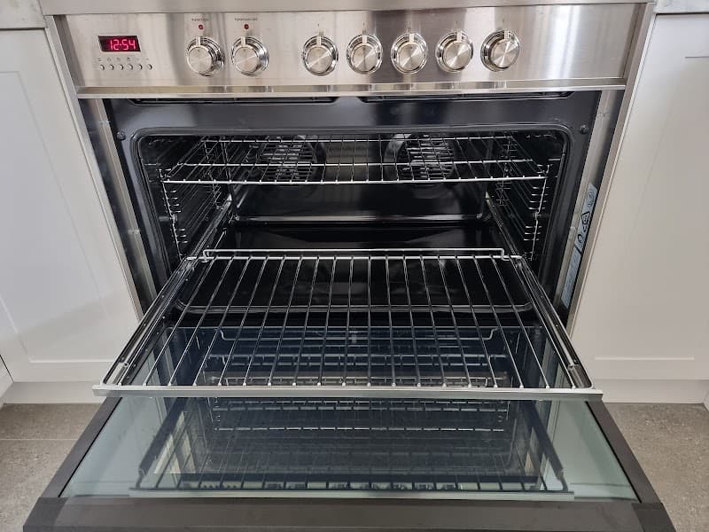 WAM Electrical appliance repair work in Seaford