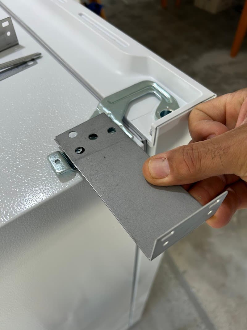WAM Electrical appliance repair work in Seaford