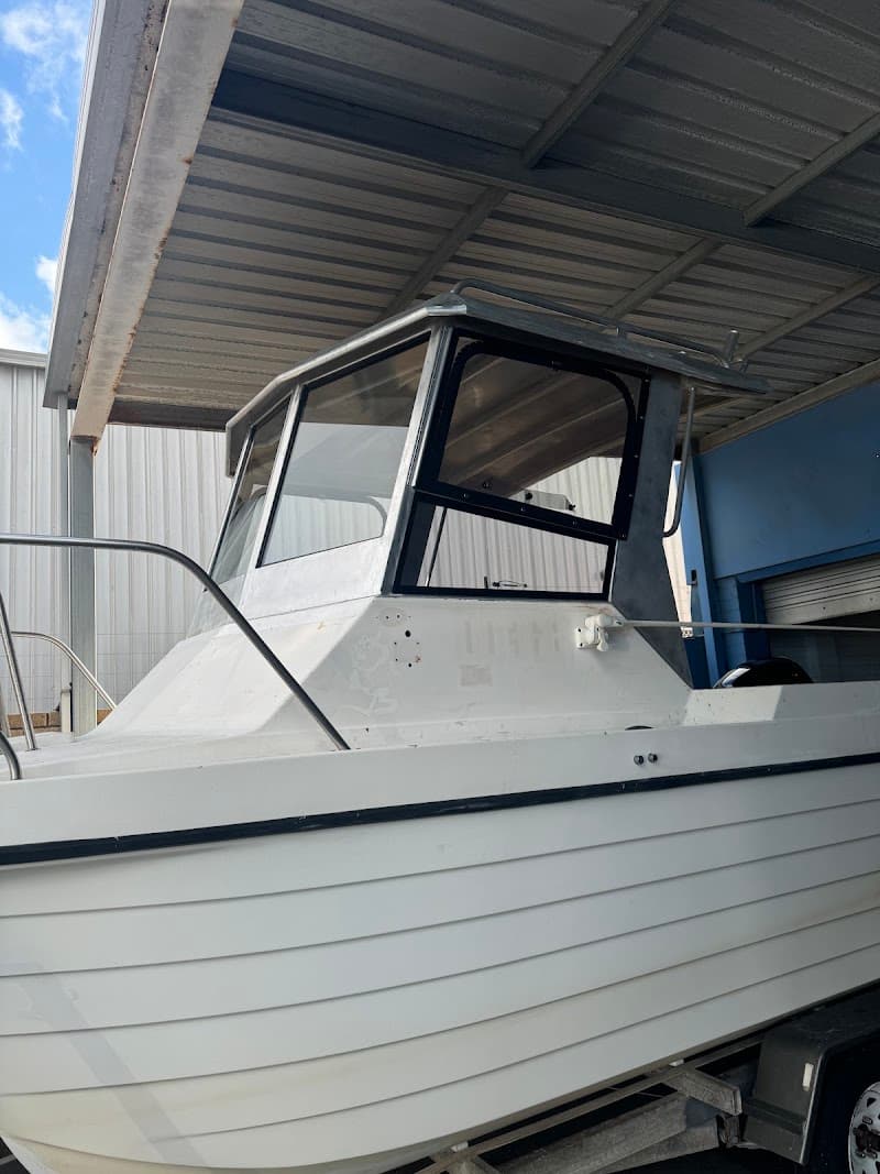 Wayne's Windscreens window tinting work in Mandurah