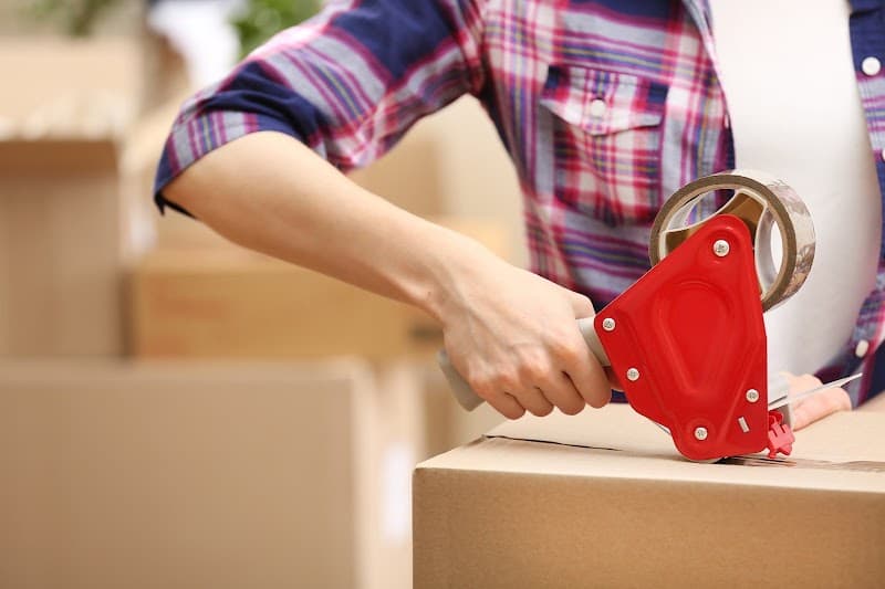 WE Hughes Removals removalist work in North Plympton