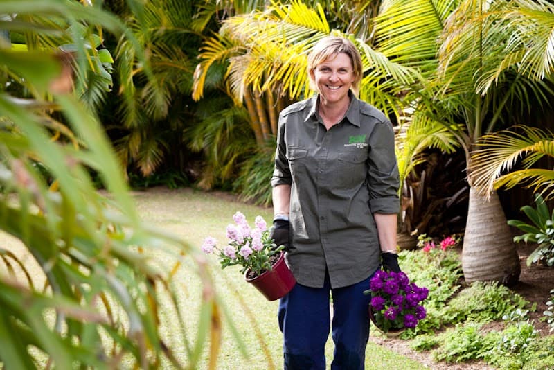 Weeding Women gardening work in Osborne Park