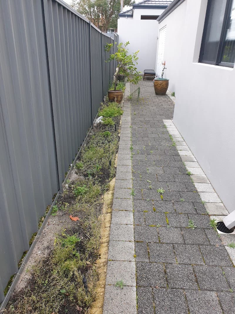 Weeding Women gardening work in Osborne Park