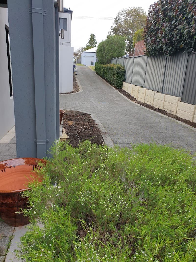 Weeding Women gardening work in Osborne Park
