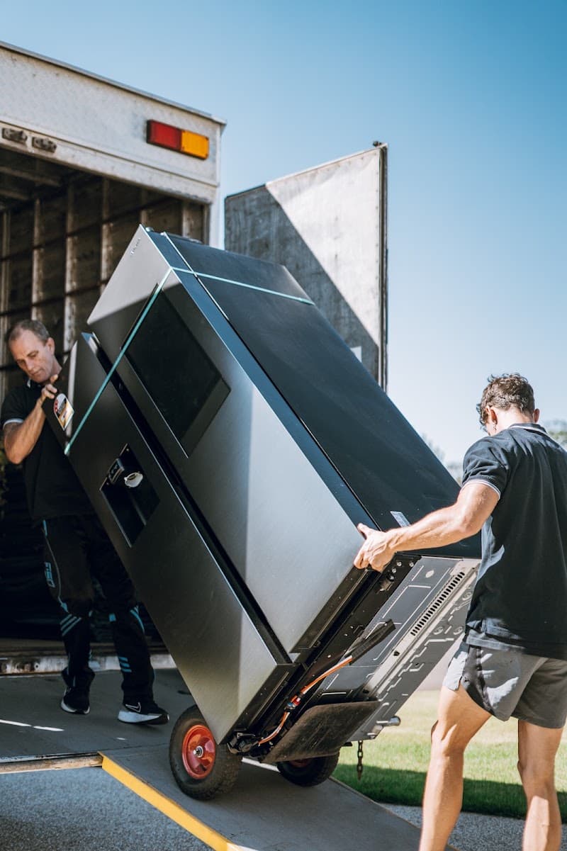 Wellcamp Furniture Removals removalist work in Wellcamp