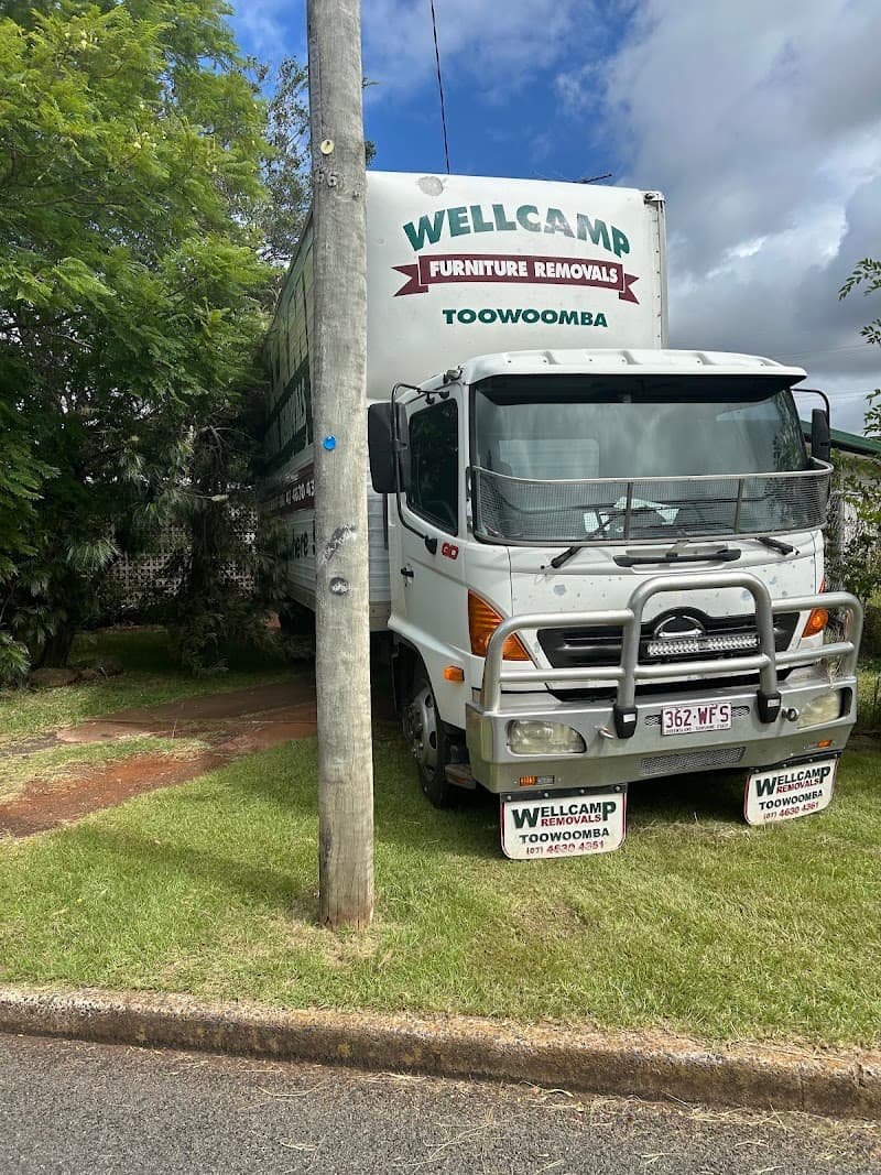 Wellcamp Furniture Removals removalist work in Wellcamp