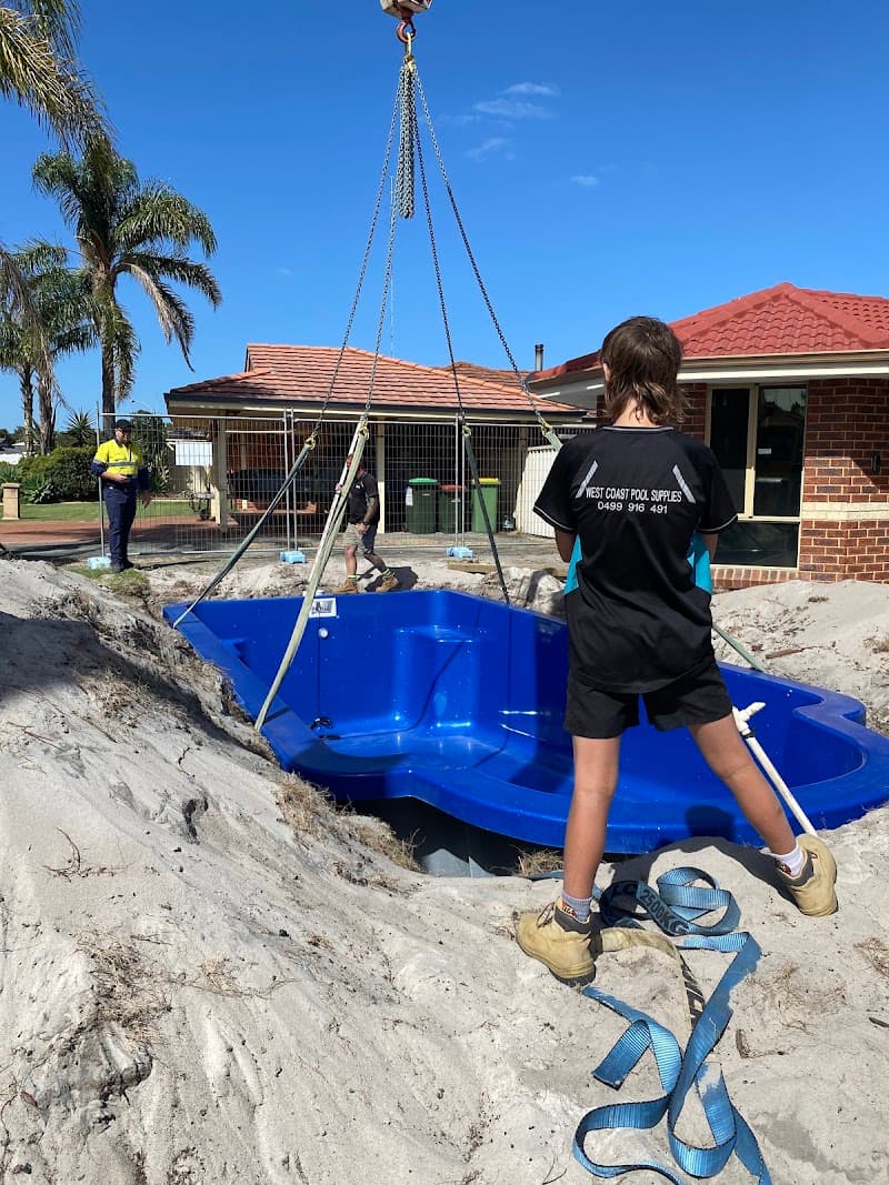 West Coast Pool Supplies pool builder work in Davenport
