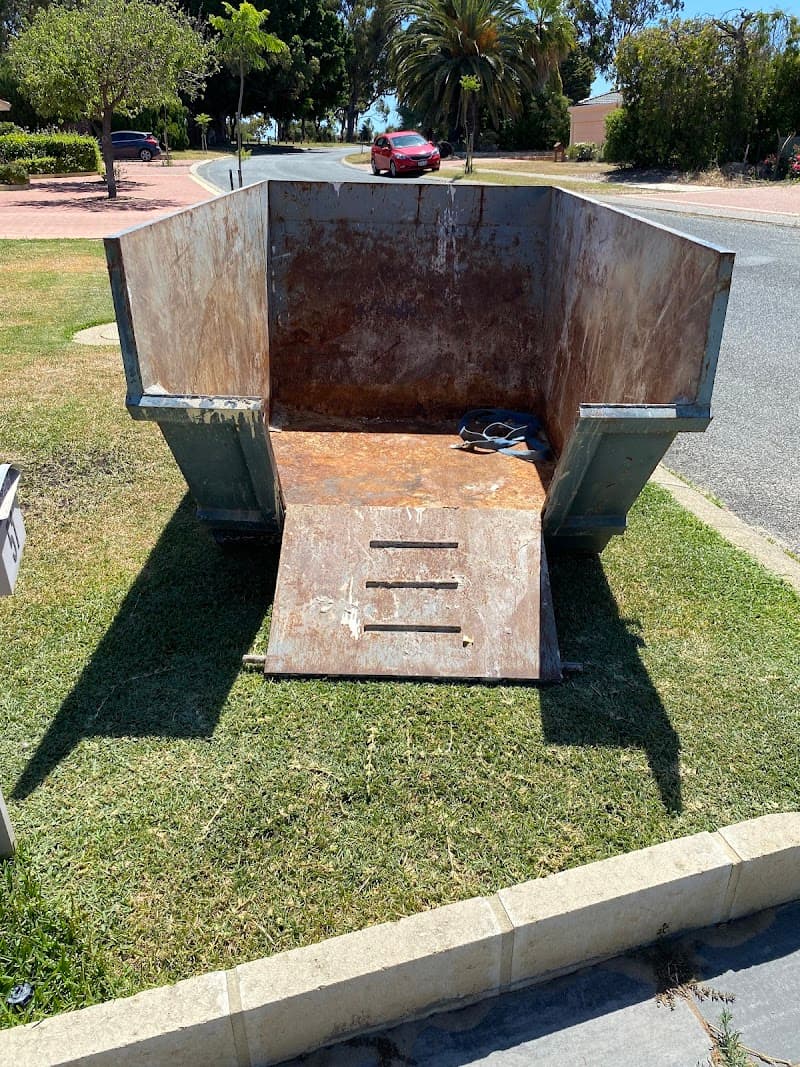 West Coast Waste rubbish removal work in Pinjarra